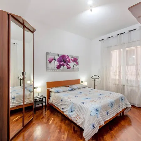 Appartamento Leo! Intero Ad Uso Esclusivo - Aeroporto Sestri Ponente *